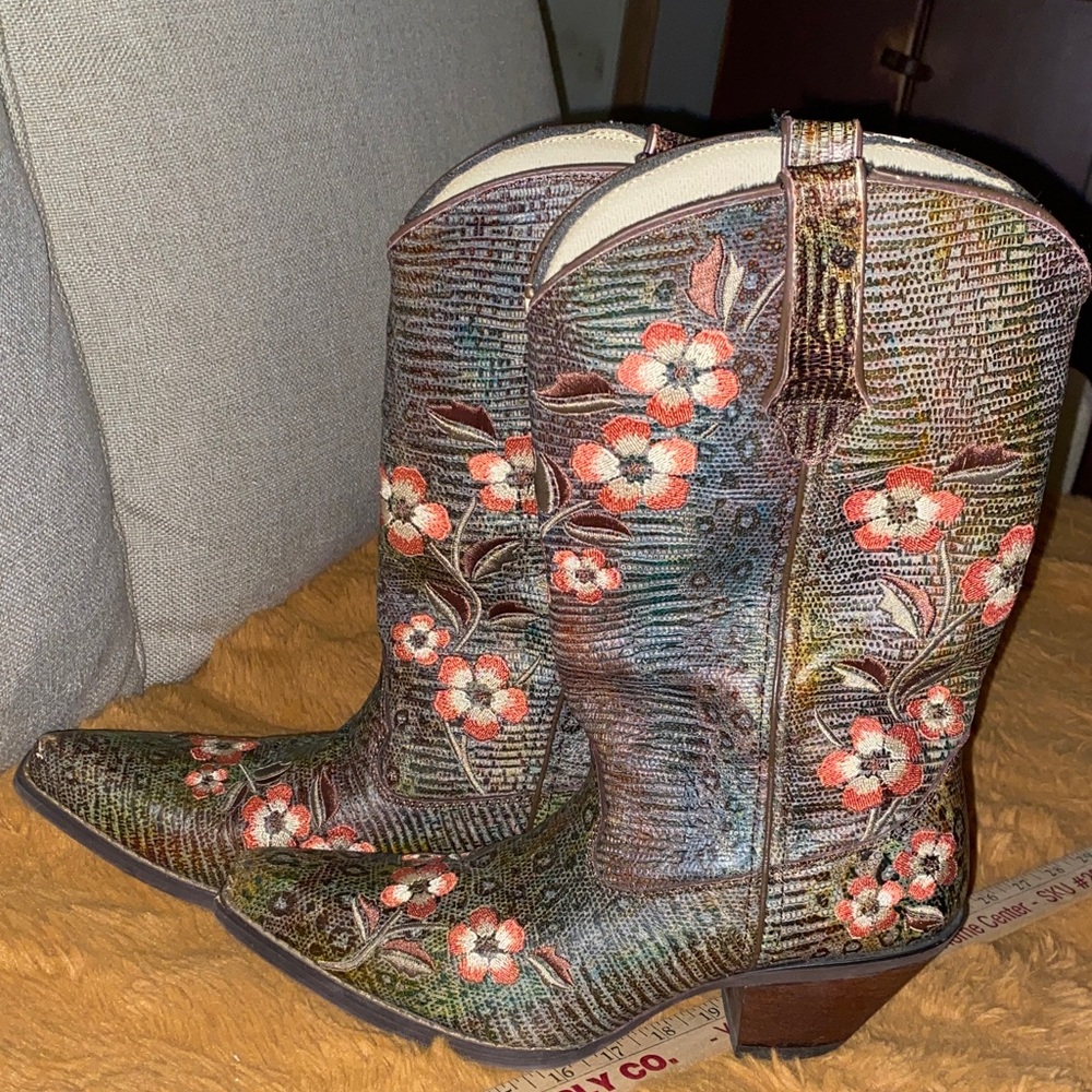 Durango Floral Heeled Boots - Multicolor